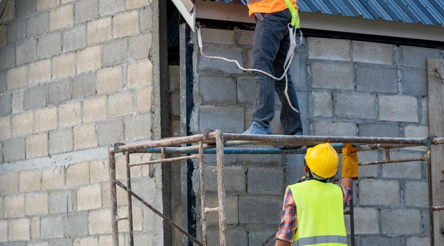 Expert top industrial roofings services in Colfax, IL